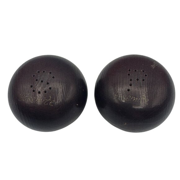 Vintage Wooden Yosemite Salt & Pepper Shakers Handcrafted Rounded Design - Picture 2 of 4